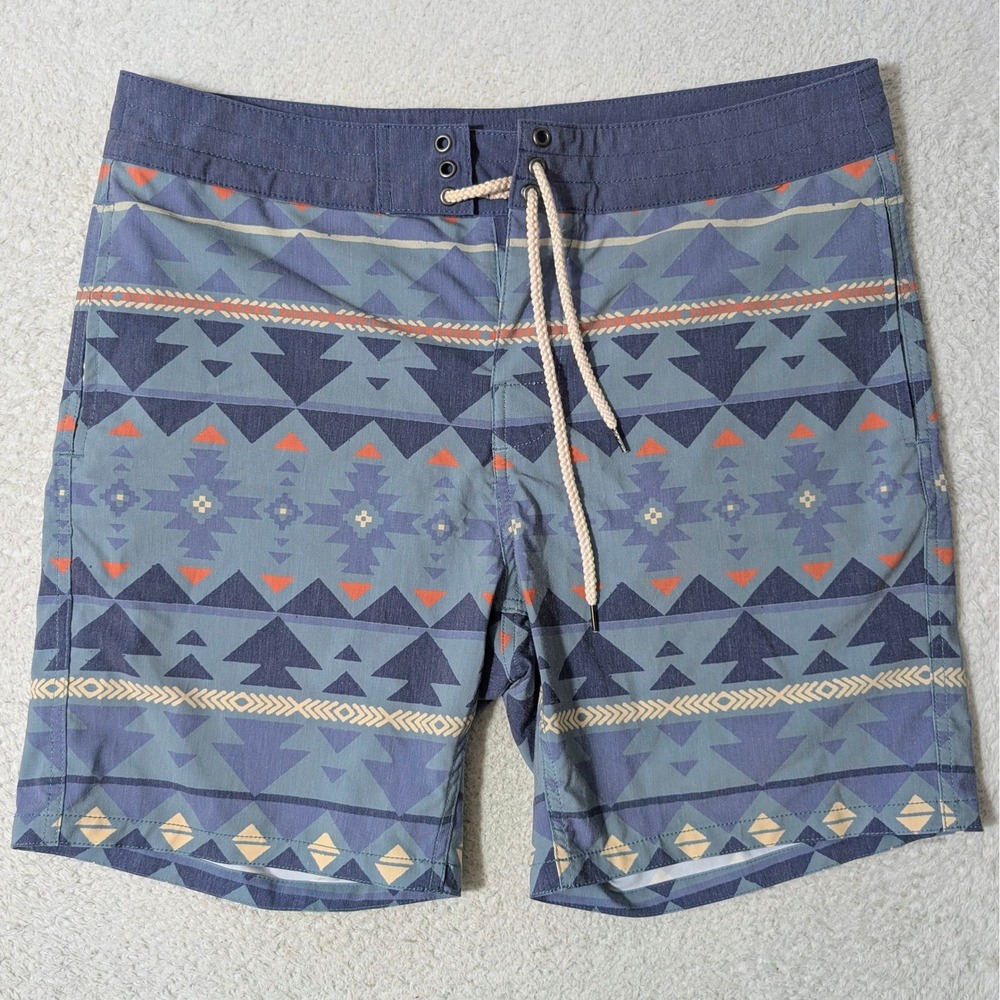 Faherty Board Shorts Mens 33/7 Blue‎ Orange Aztec Geometric Stretch